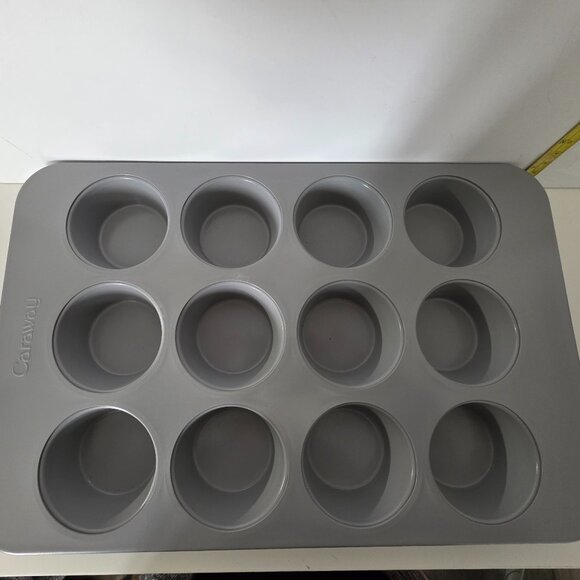 NEW Caraway 12 Cup Muffin Pan in Slate Blue - Picture 3 of 5